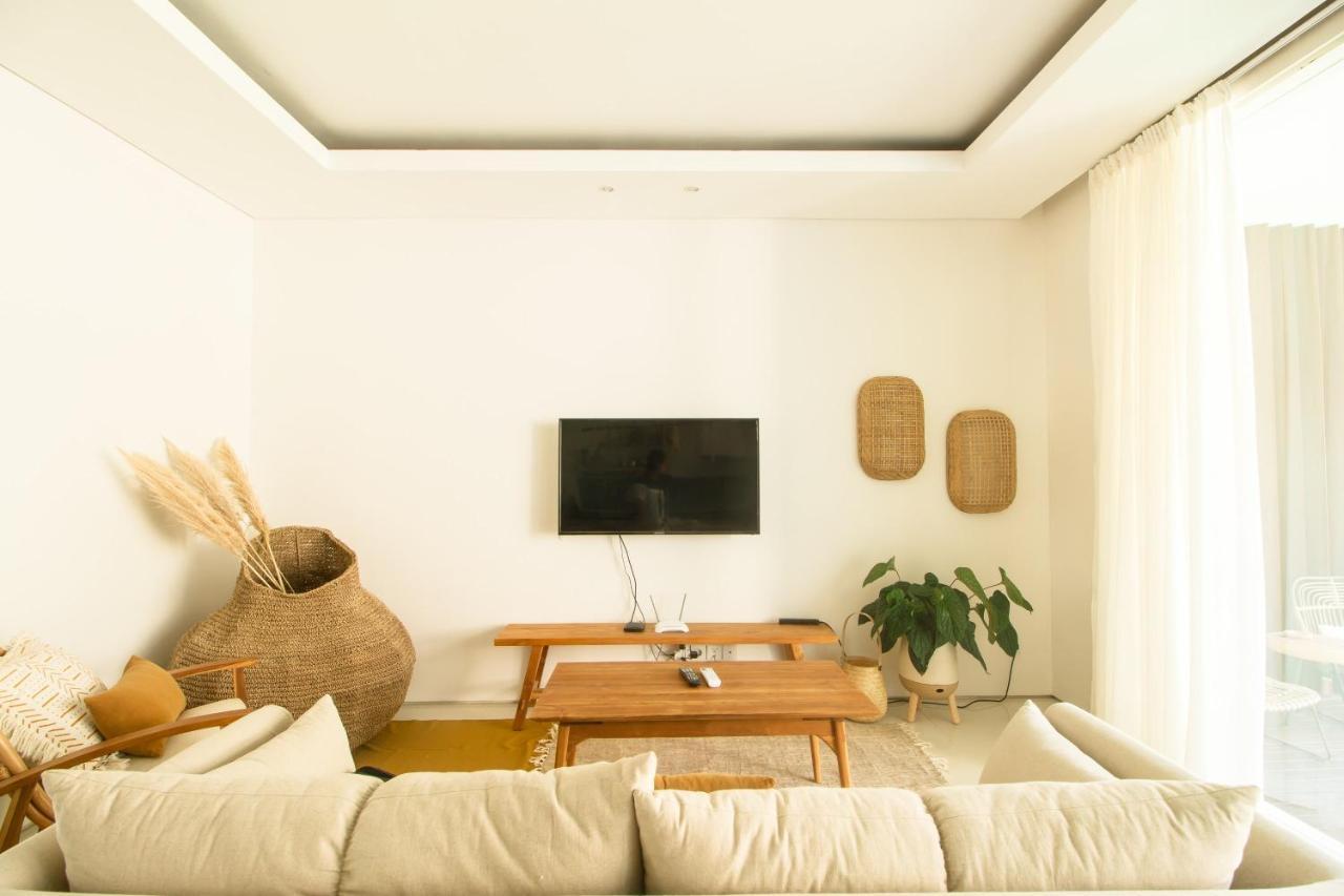 Pelangi 148 Beach Suites Seminyak Kültér fotó