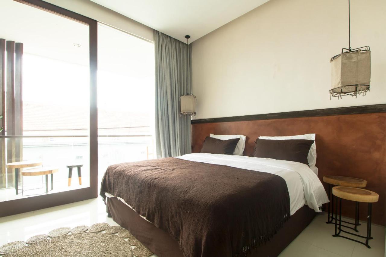 Pelangi 148 Beach Suites Seminyak Kültér fotó